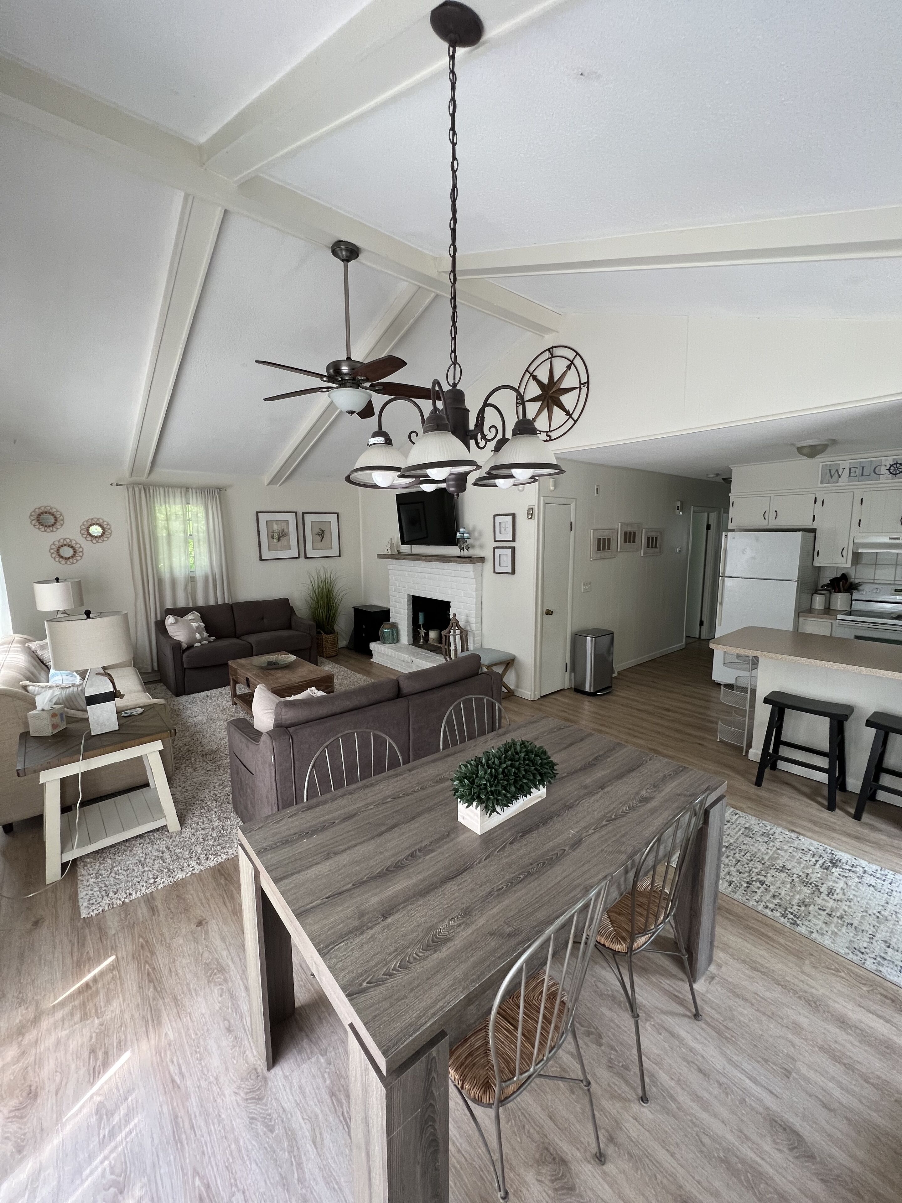 Televisor intel·ligent i llar de foc 