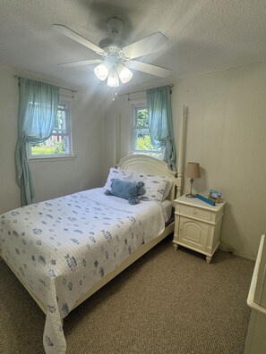 3 chambres, accès au Wi-Fi (inclus), literie fournie