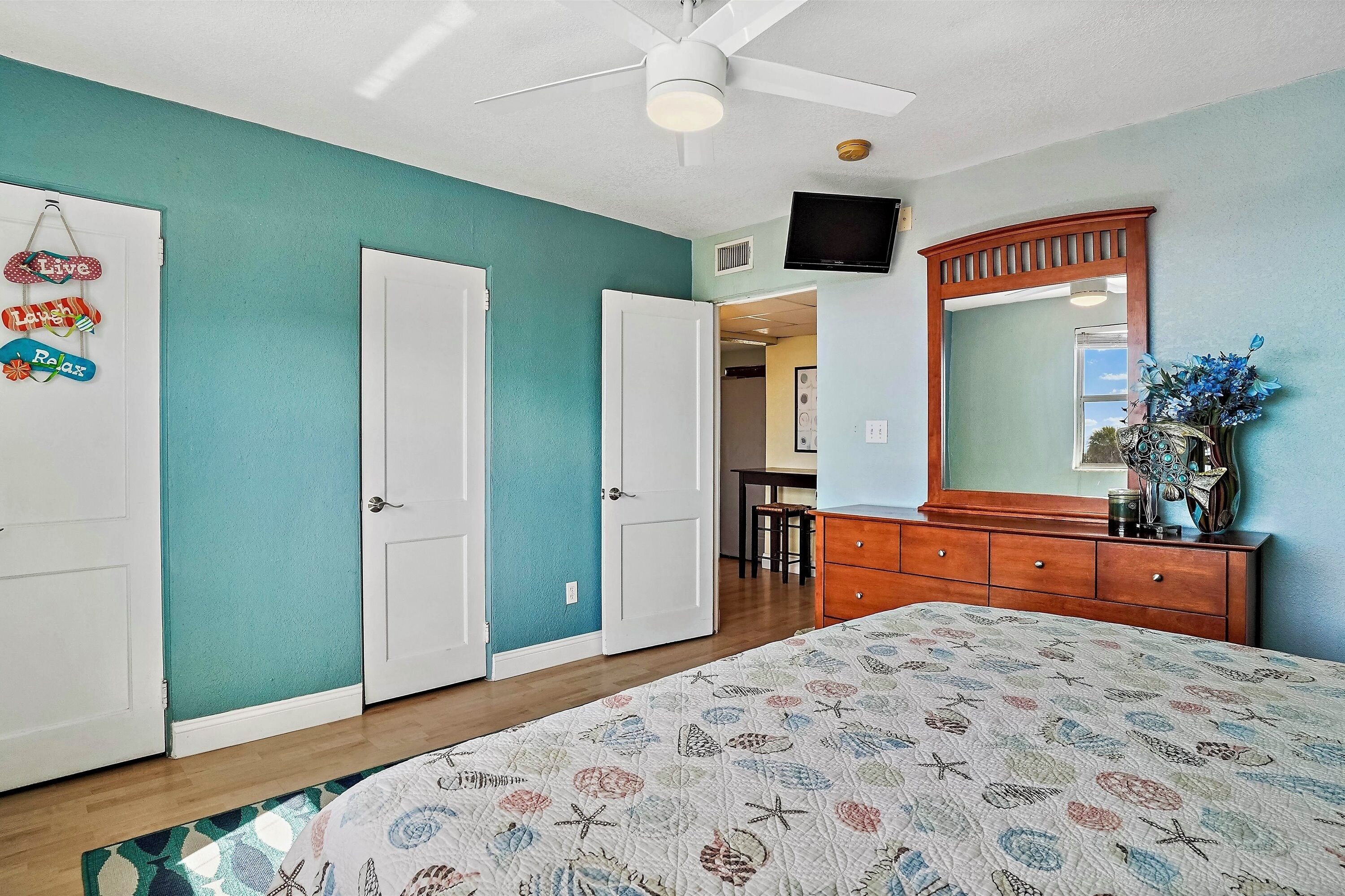 2 chambres, fer et planche à repasser, Wi-Fi gratuit, draps fournis