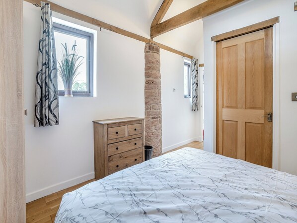 2 habitaciones, wifi gratis y ropa de cama