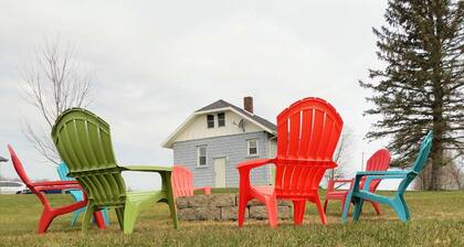 Countryside Escape - 10 minutes from downtown South Haven!