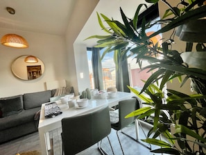 Apartment, 1 Bedroom | Dining room - Oneluxstay Antwerp City Centre (Antwerp)