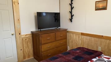 2 bedrooms, free WiFi, bed sheets, wheelchair access