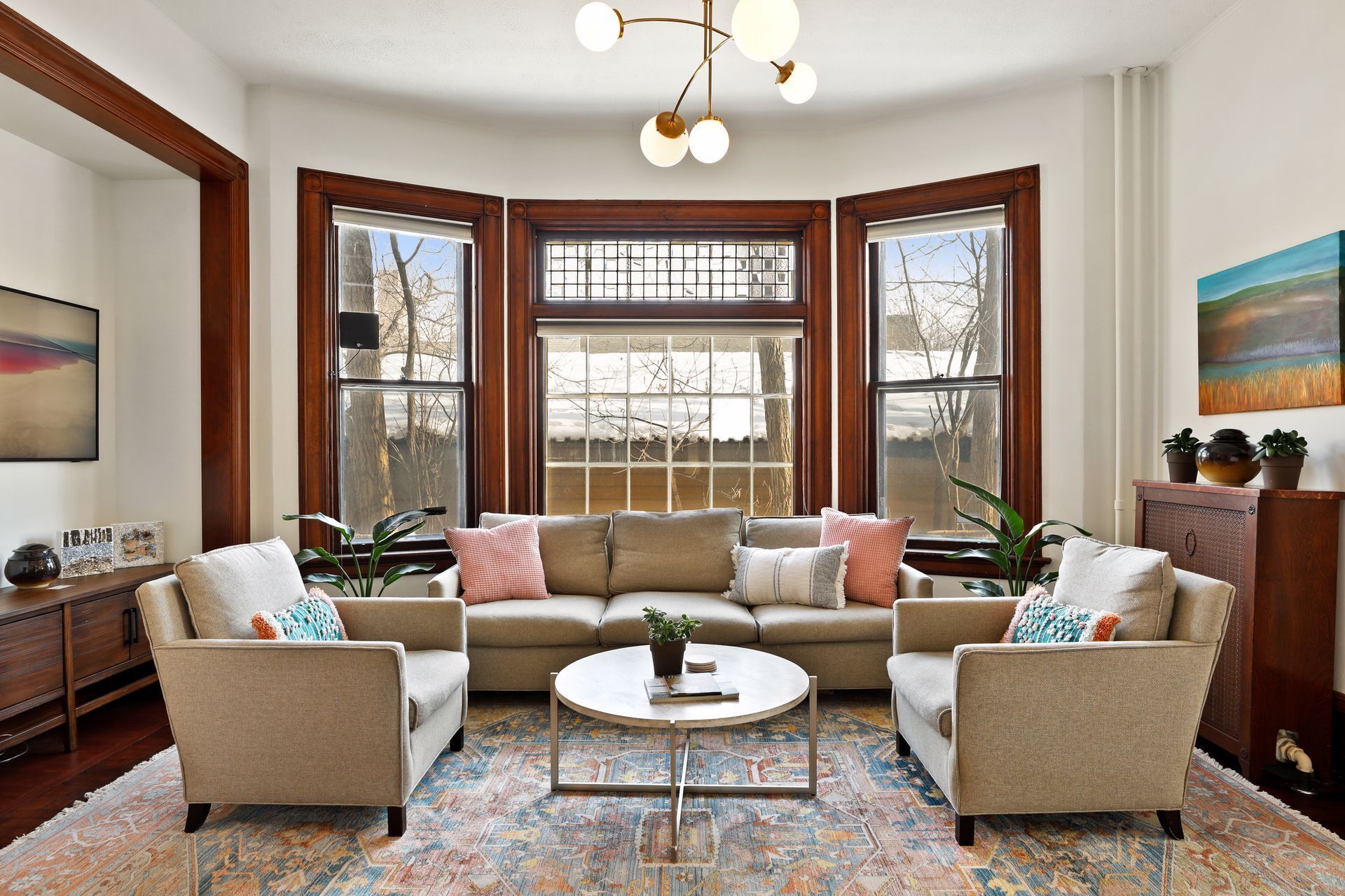 Smart TV, fireplace, books