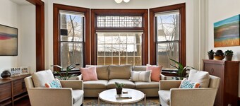 Charming St Paul Retreat Steps from Summit & Grand