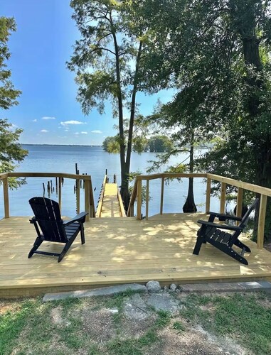 Perfect View of Cross Lake