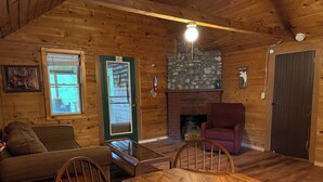 Cabaña estándar, 1 habitación, vista al río