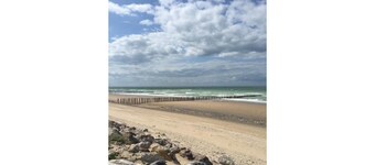 With a breathtaking view of the dunes, come and relax!