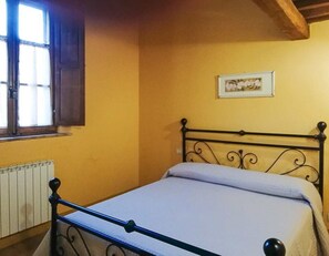 1 chambre, accès au Wi-Fi (inclus), literie fournie