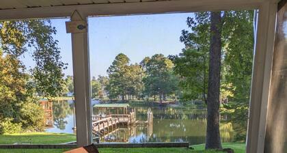 Big Mama's Lakeside Cottage Lake Marion