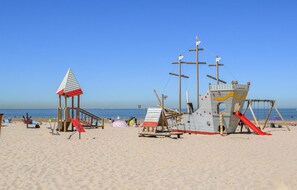 Nära stranden och fiske