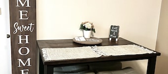 Luxury 2 BR Apt w/ King Bed