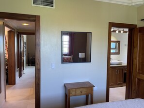 2 bedrooms, WiFi, bed sheets - 2 Bedroom/2 Bath Condo – Minutes to the Beach/Wi-Fi/Spacious (Punta Cana)