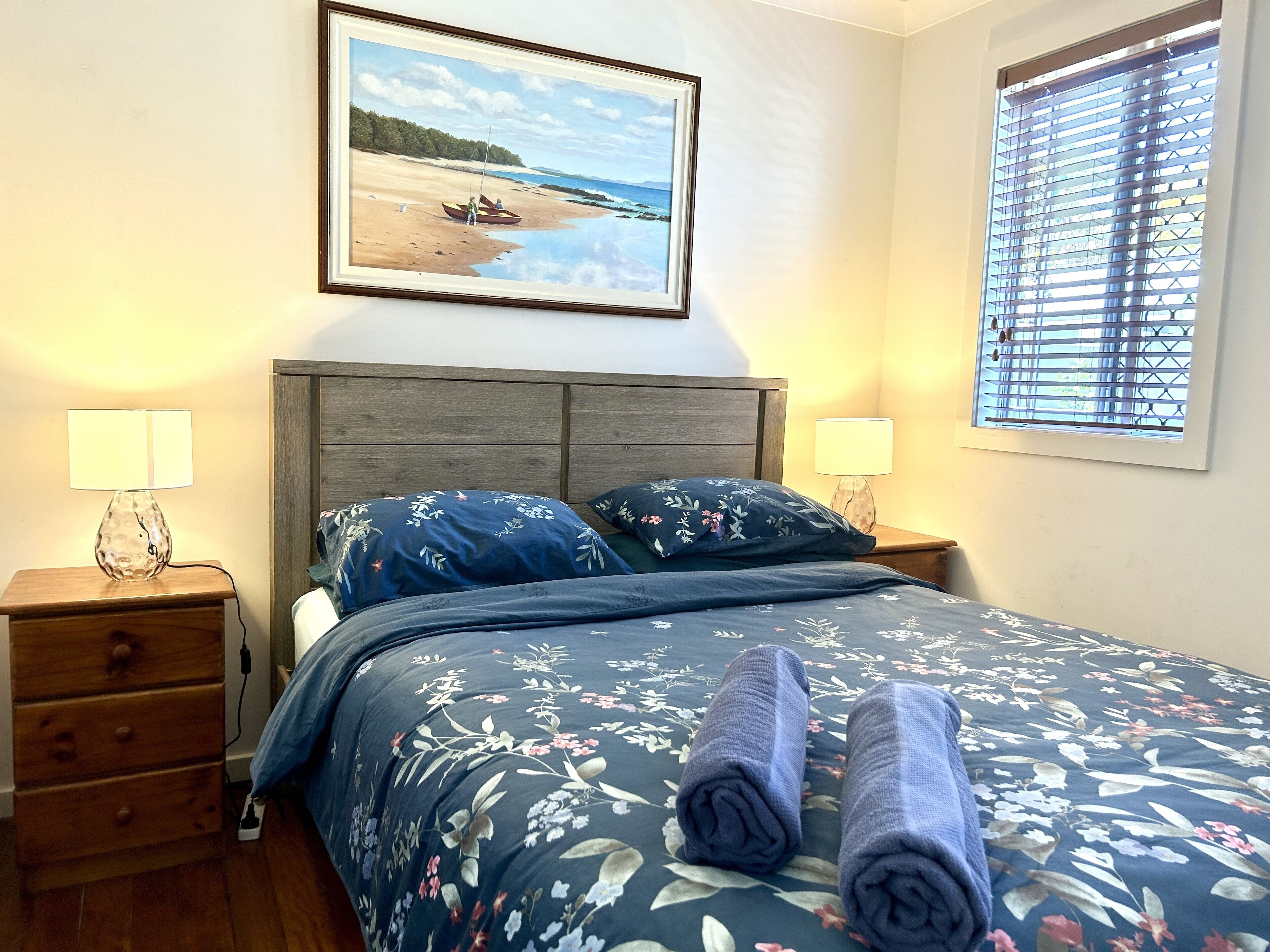 2 bedrooms, desk, iron/ironing board, travel cot