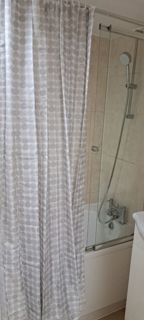 Haartrockner, Handtücher