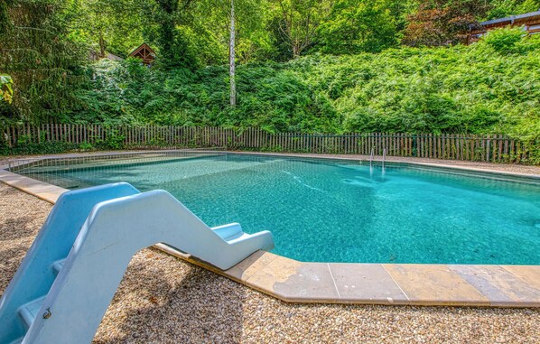 Piscine couverte