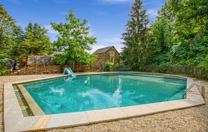 Indoor pool - Beautiful apartment in Saint-Affrique (Saint-Affrique)