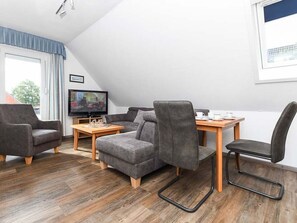 Fernseher, Stereoanlage