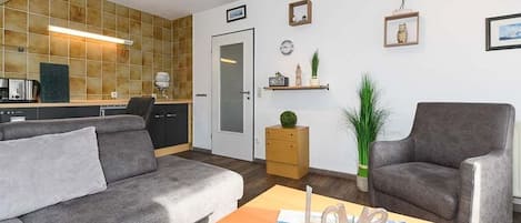 Fernseher, Stereoanlage