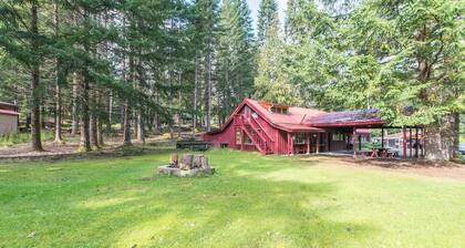 Front lodge - 0.4 miles from Mt. Rainier entrance