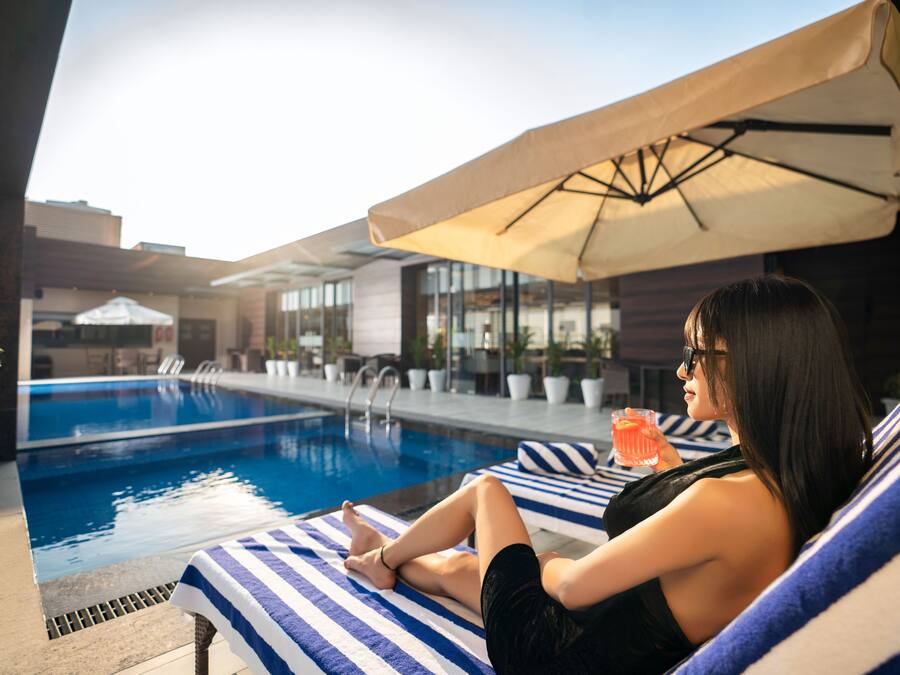 ์ผ์ธ ์์์ฅ