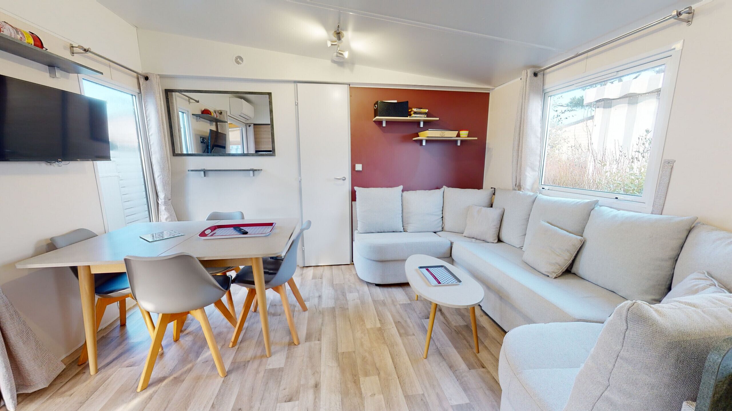 Mobil Home Avec Piscine Chauffée - Saint-Hilaire-de-Riez