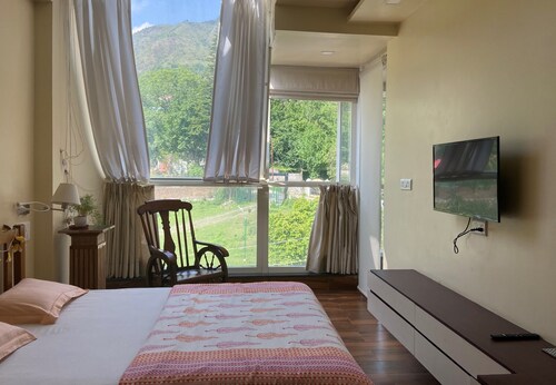 Celestial Rhapsody, Naukuchiatal by Alt Homes