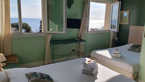 Firemannsrom – superior (ALOES) | Skrivebord for bærbar PC, lydisolert og wi-fi (inkludert)