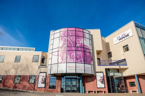 Mt. Adams - Rare Gem! Minutes to Downtown