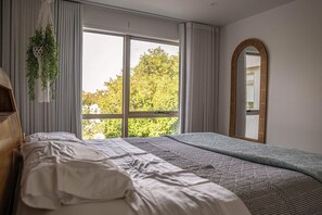 5 bedrooms, Internet, bed sheets