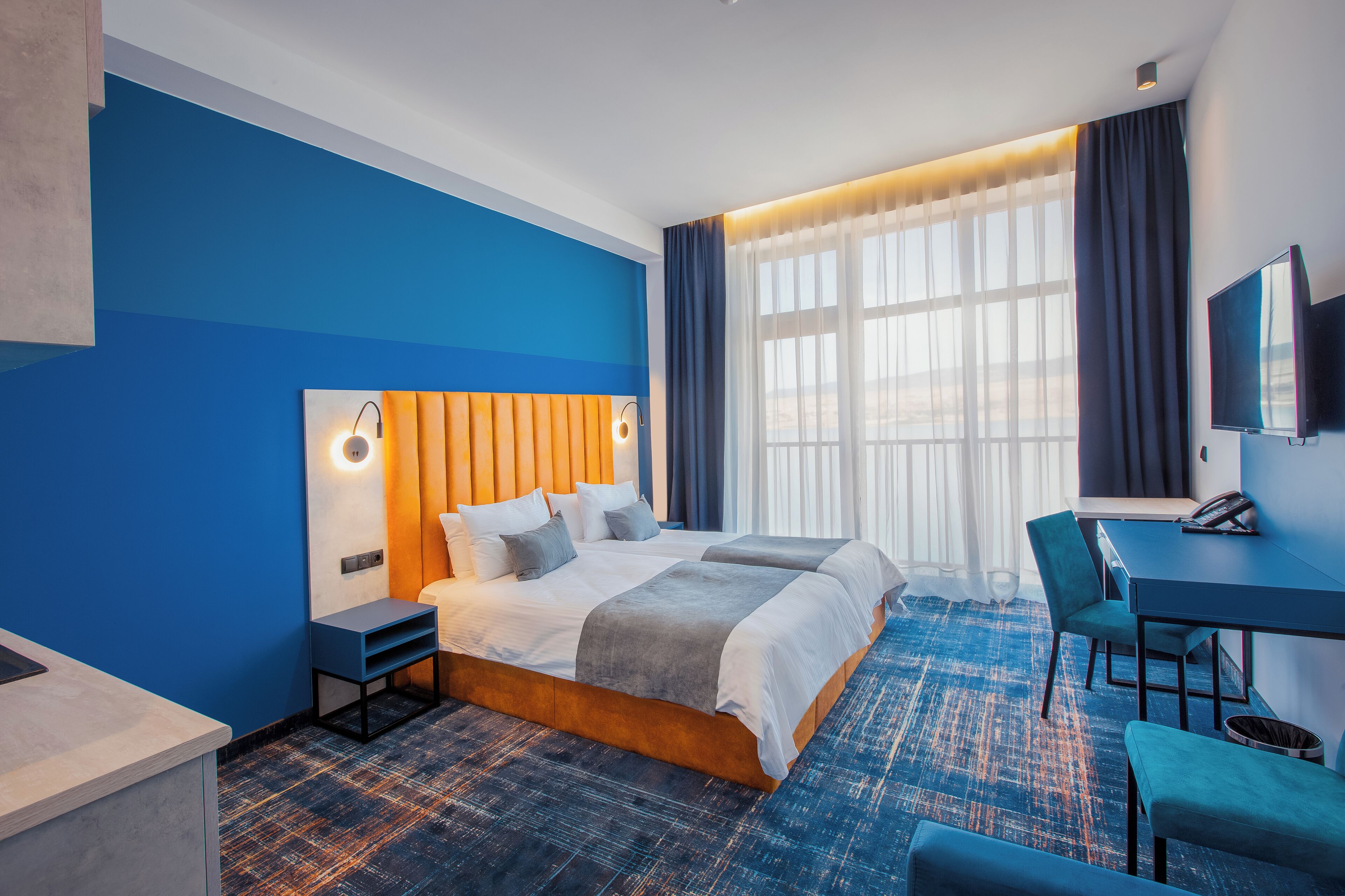 Deluxe Room, 1 Queen Bed with Sofa bed, Non Smoking, Sea View