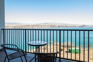 Room - Gino Seaside Tbilisi, Trademark Collection by Wyndham (Tbilisi)