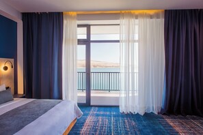 Standard Room, 1 Queen Bed with Sofa bed, Non Smoking, Sea View | Premium bedding, desk, laptop workspace, soundproofing - Gino Seaside Tbilisi, Trademark Collection by Wyndham (Tbilisi)