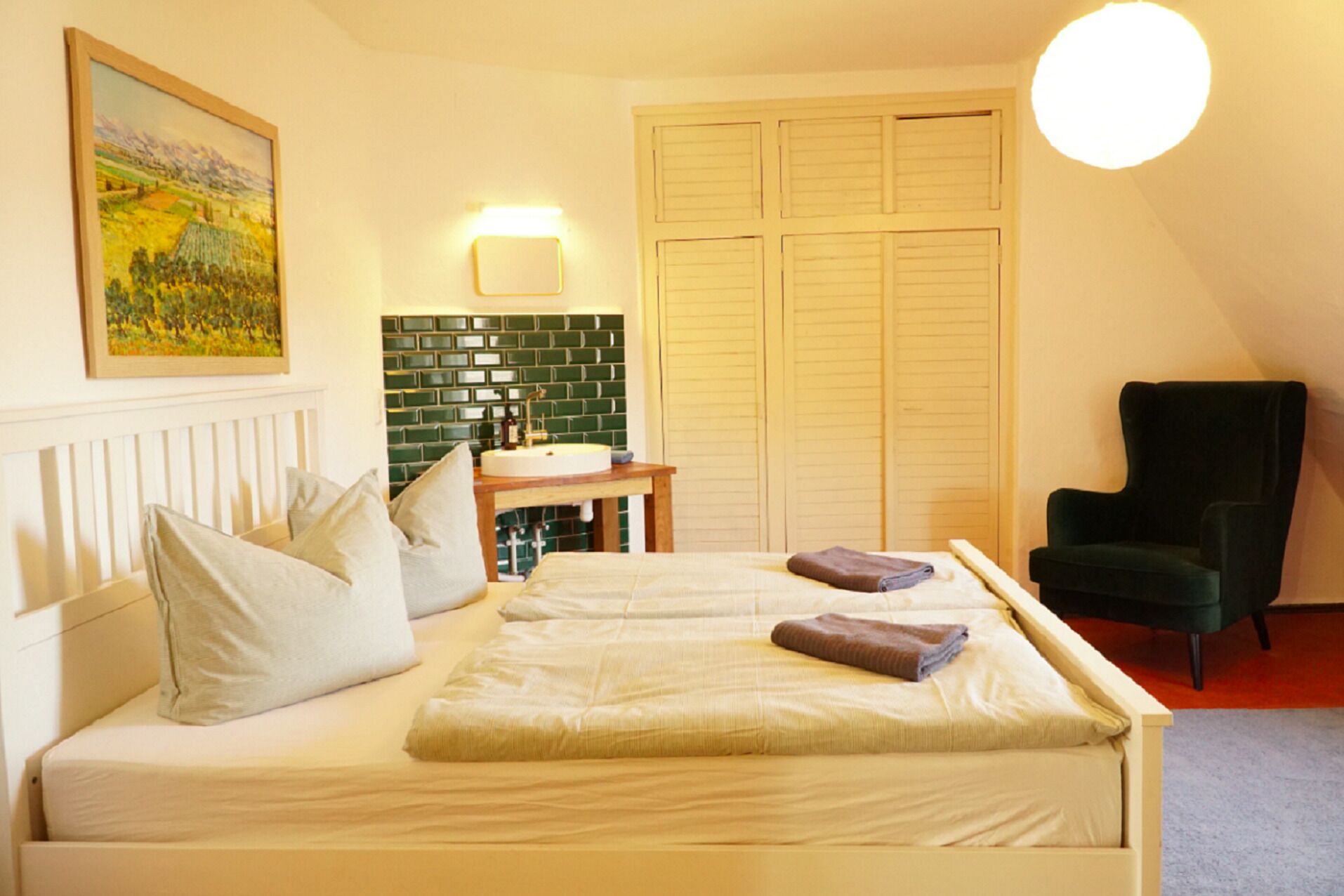 9 chambres, lit parapluie, Wi-Fi, draps fournis