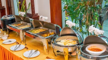 Petit déjeuner buffet