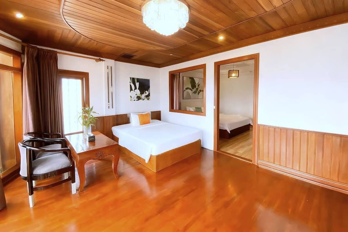 Family Double Room, City View