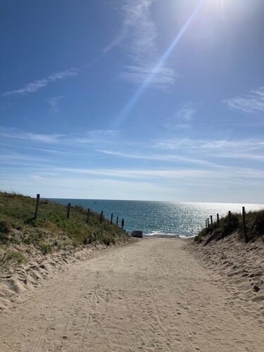 Quiet house, 3 minutes from the beach