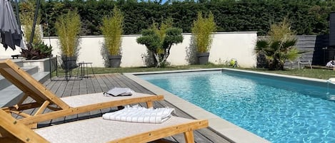 Piscine extérieure, piscine chauffée