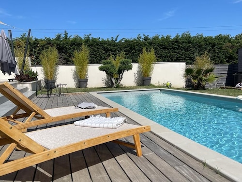 Beautiful contemporary house near Avignon and the Luberon