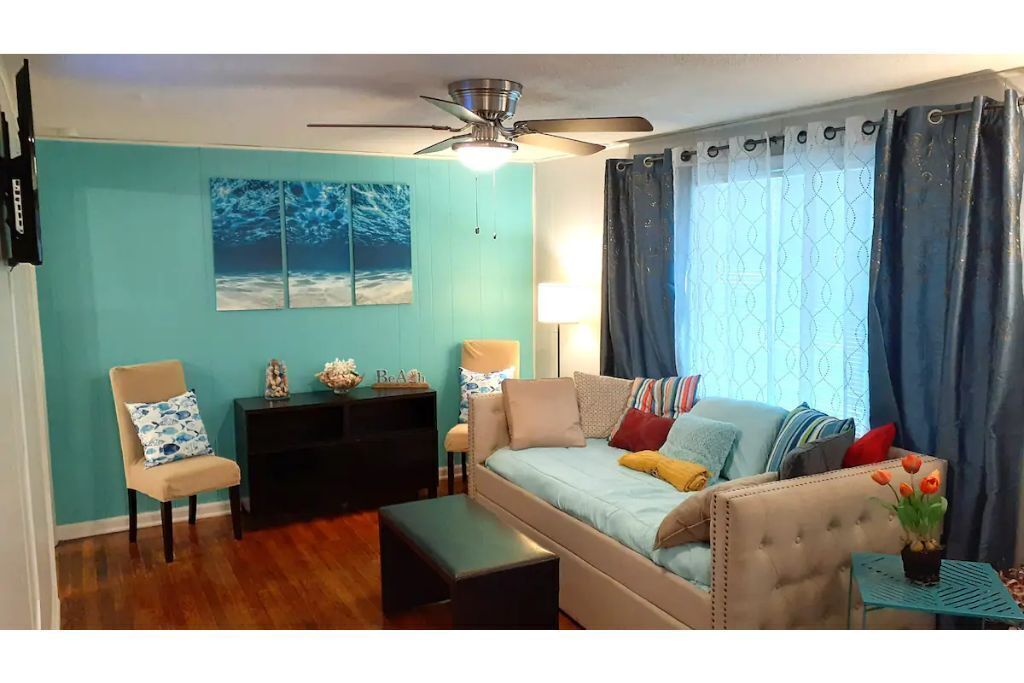 Cozy home, Quiet, Safe, WI-FI, Pet Friendly