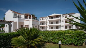 Garden - Goudelis Apartments (Corfu)