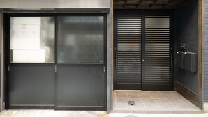 Mặt tiền nơi lưu trú
