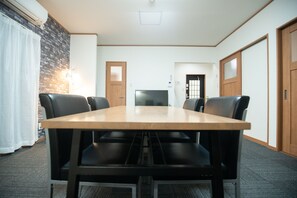 Living area - Kuromon Residence (Osaka)