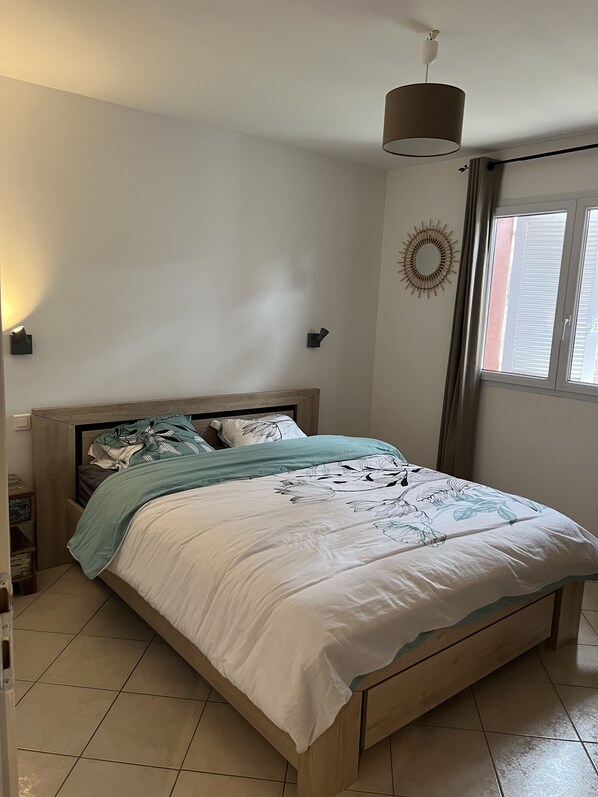 1 bedroom, iron/ironing board, free WiFi, bed sheets