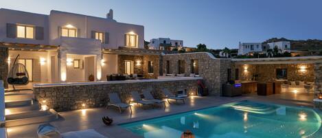 Piscina externa, piscina infinita