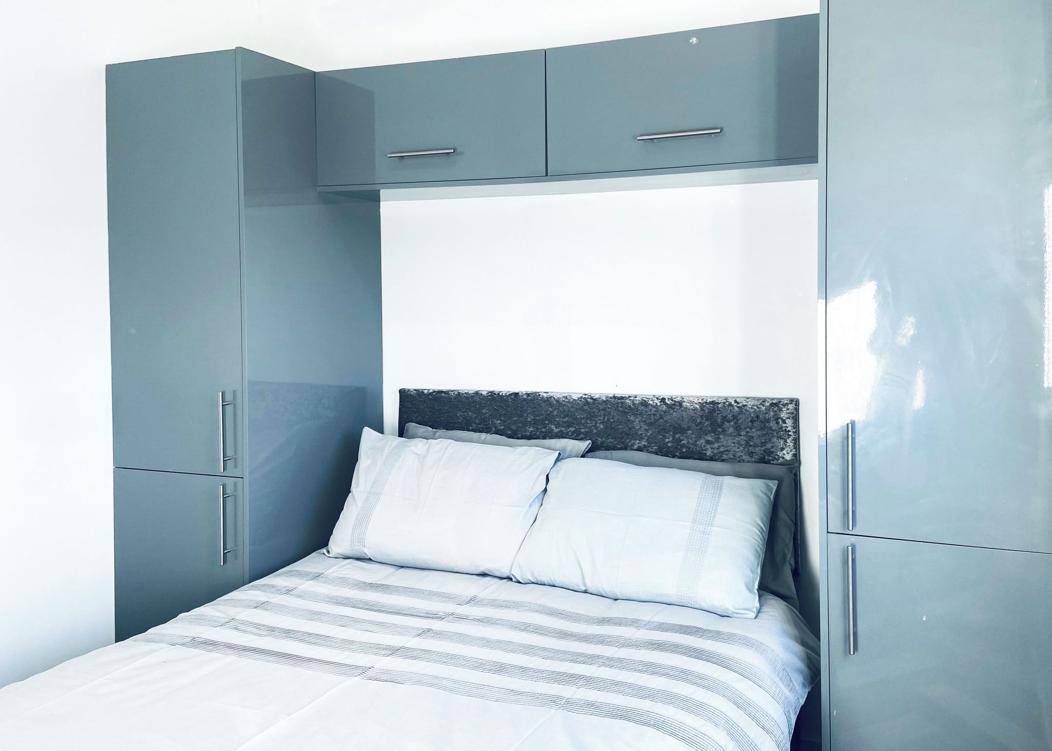 Bedroom, Bed