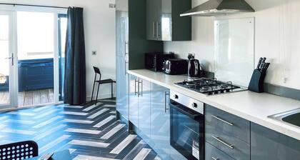 2 bedroom accommodation in Kilwinning