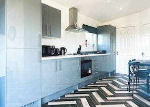 Fridge, oven, stovetop, toaster