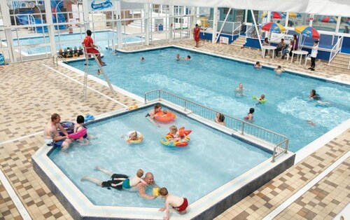 3 Bed, Sleeps 8 Caravan, California Cliffs Park