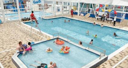 3 Bed, Sleeps 8 Caravan, California Cliffs Park